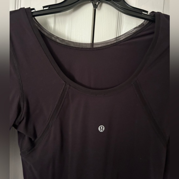 black Lululemon long sleeve - Picture 1 of 3